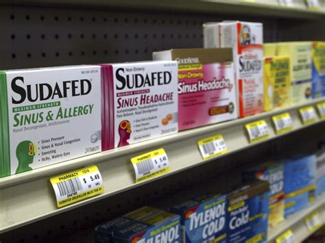 Popular nasal decongestant doesn’t actually relieve congestion, FDA advisers say